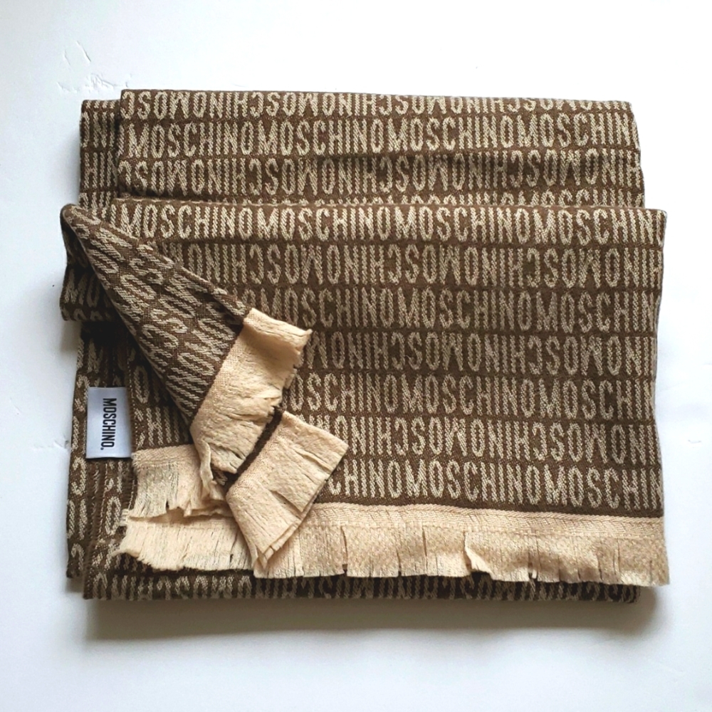 NWOT Moschino Wool Blanket Scarf Brown Tan Moschino Blanket Scarf w/ Tan Fringe